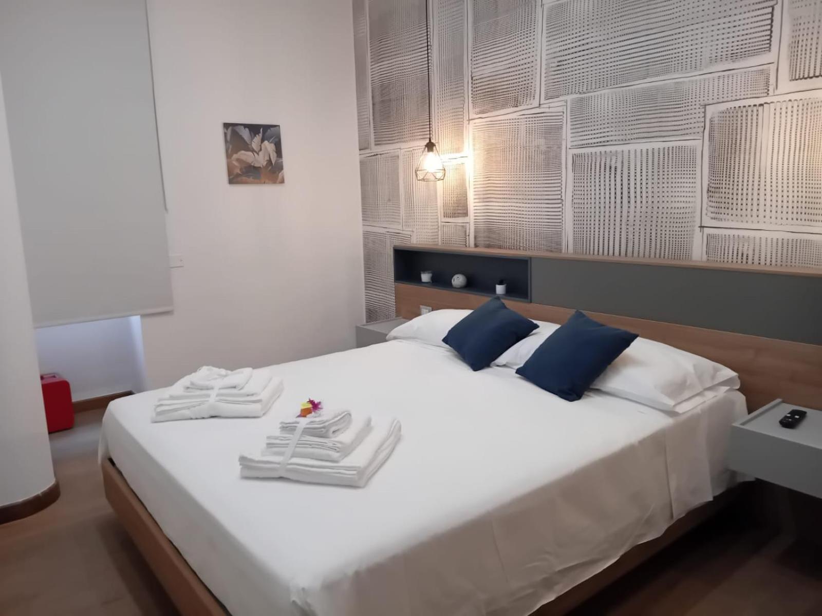 Antico Palazzo Bed & Breakfast Salerno Exterior photo